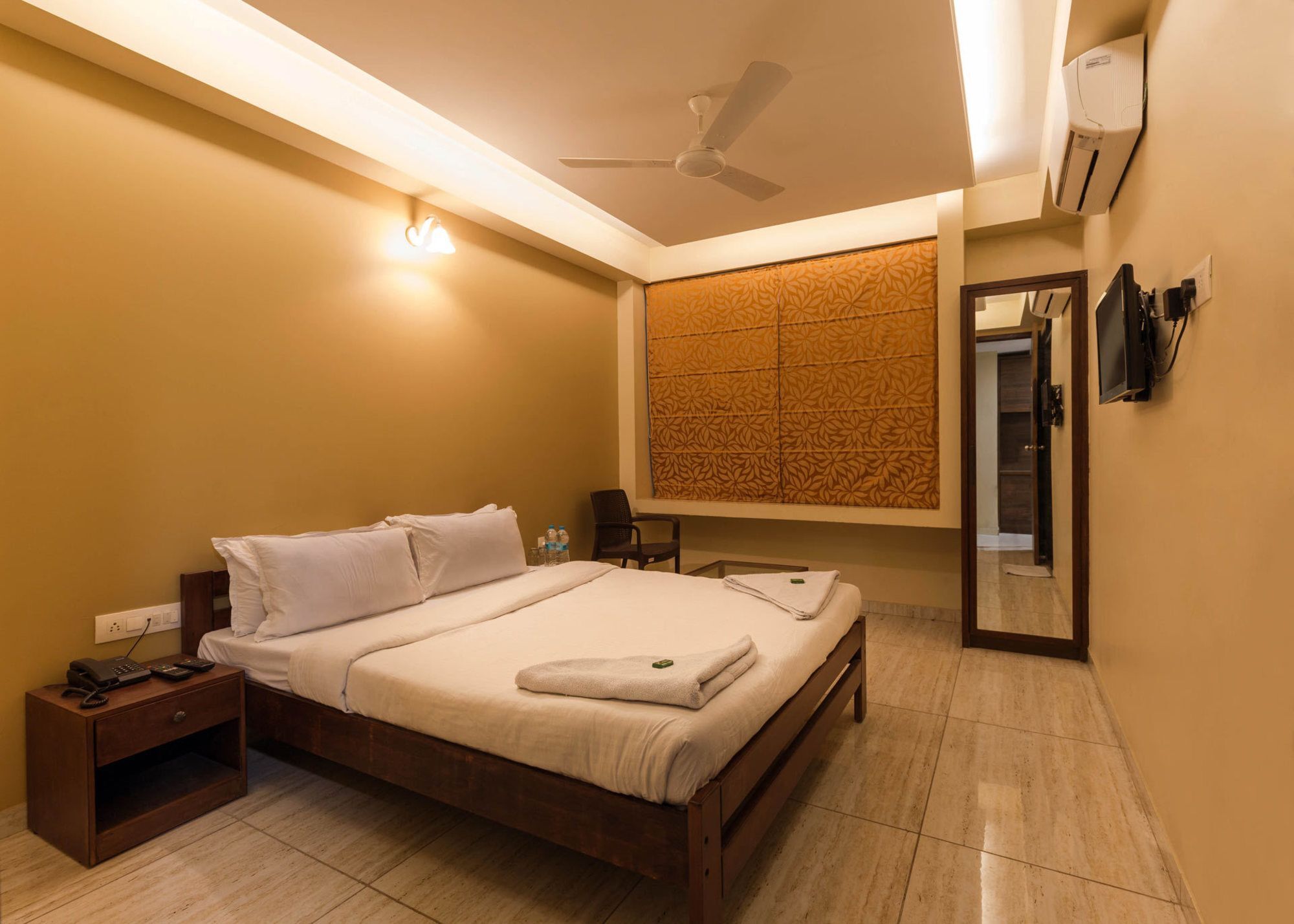 Hotel Darshan Kolhapur Luaran gambar